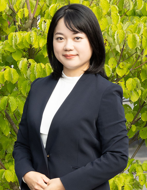 代表司法書士　山内 加奈子